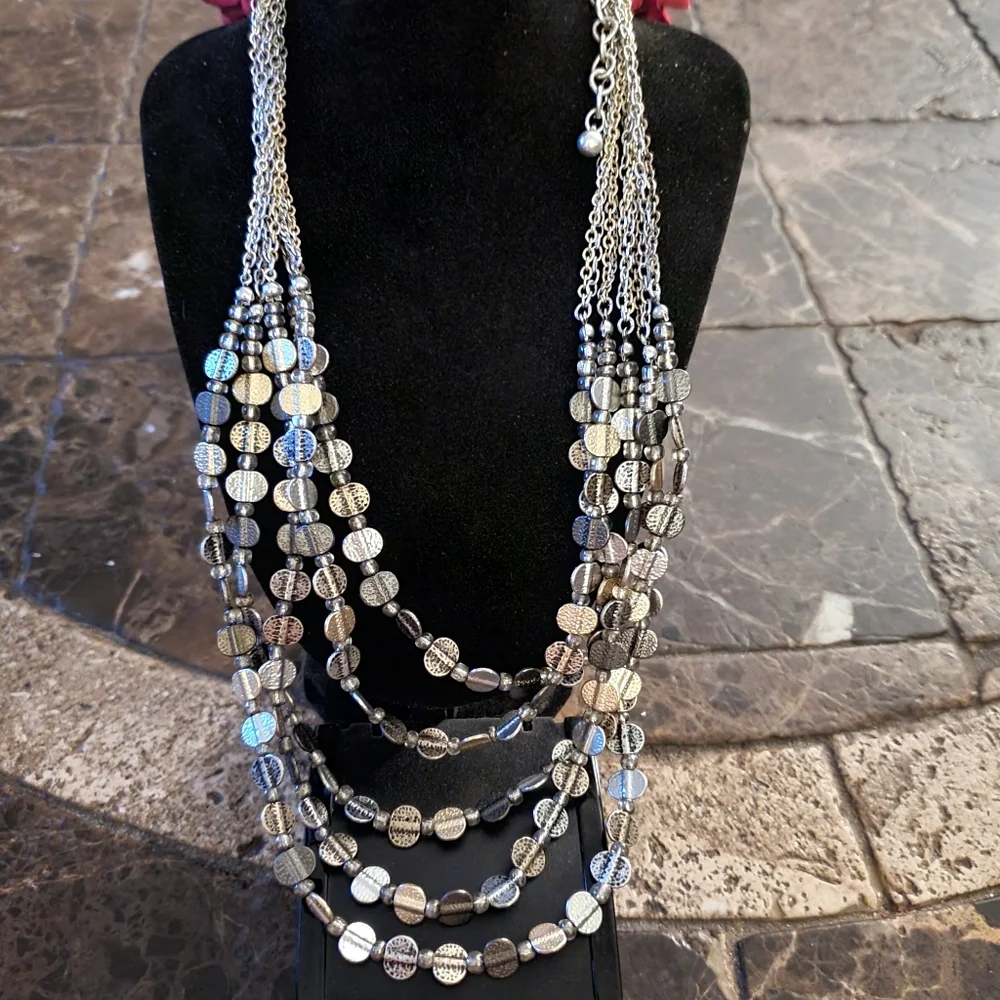 🚫SOLD1🚫Chicos Multi Strand tri color silver gold bronze toned  necklace - Picture 2 of 3